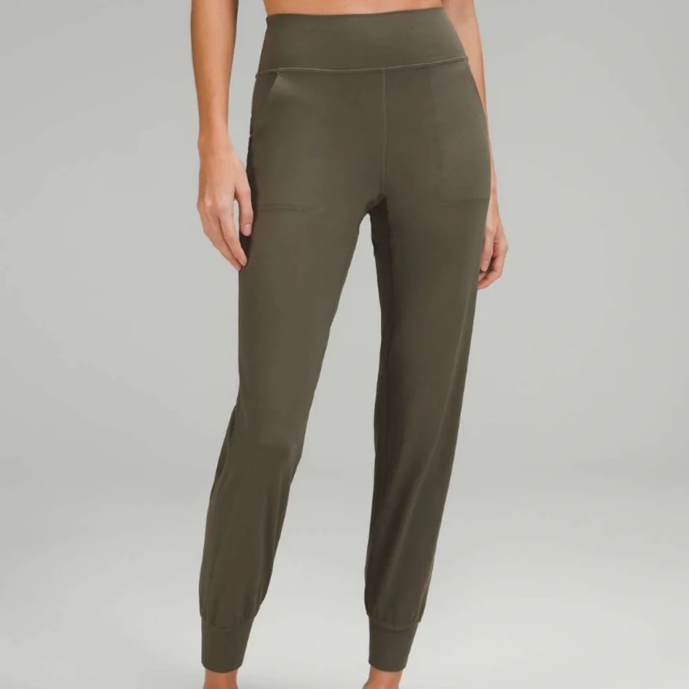 Lululemon Align High-Rise Jogger *Full Length Army Green Size 4